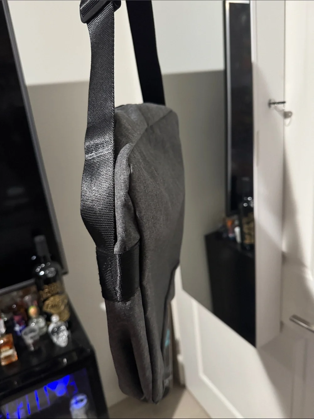 Men’s Gray Shoulder Bag